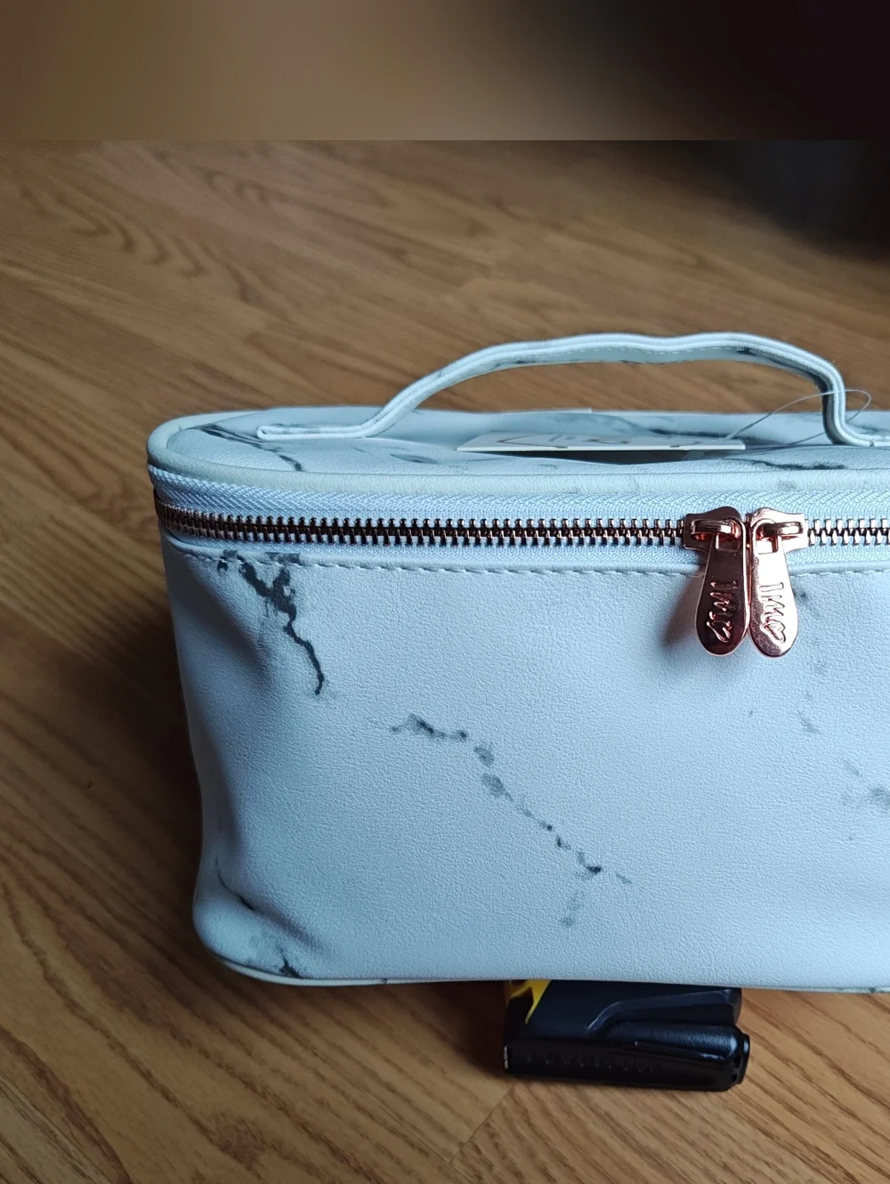 IMOSHION White Marble Vegan Leather Makeup Bag & Travel Case Rose Gold Accents